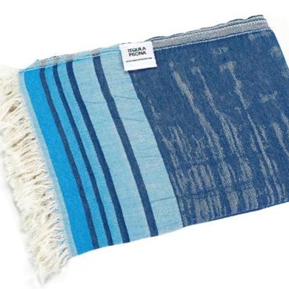 Blue Indigo Turkish Towel Wrap Soft Beach Towel Picnic Blanket Boho NWT - Picture 6 of 6